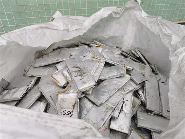 回收軟包電池 多少錢一噸 回收軟包電池 多少錢一噸