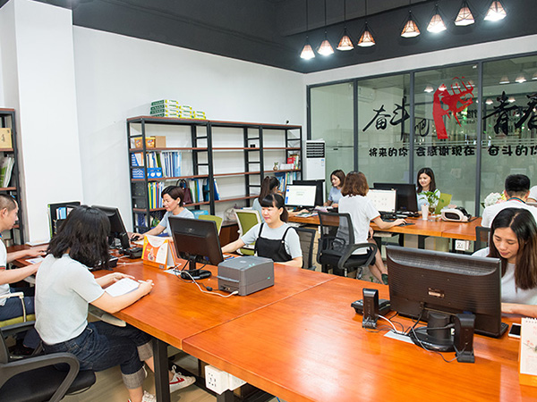 51漫画成人无遮挡金屬-辦公室